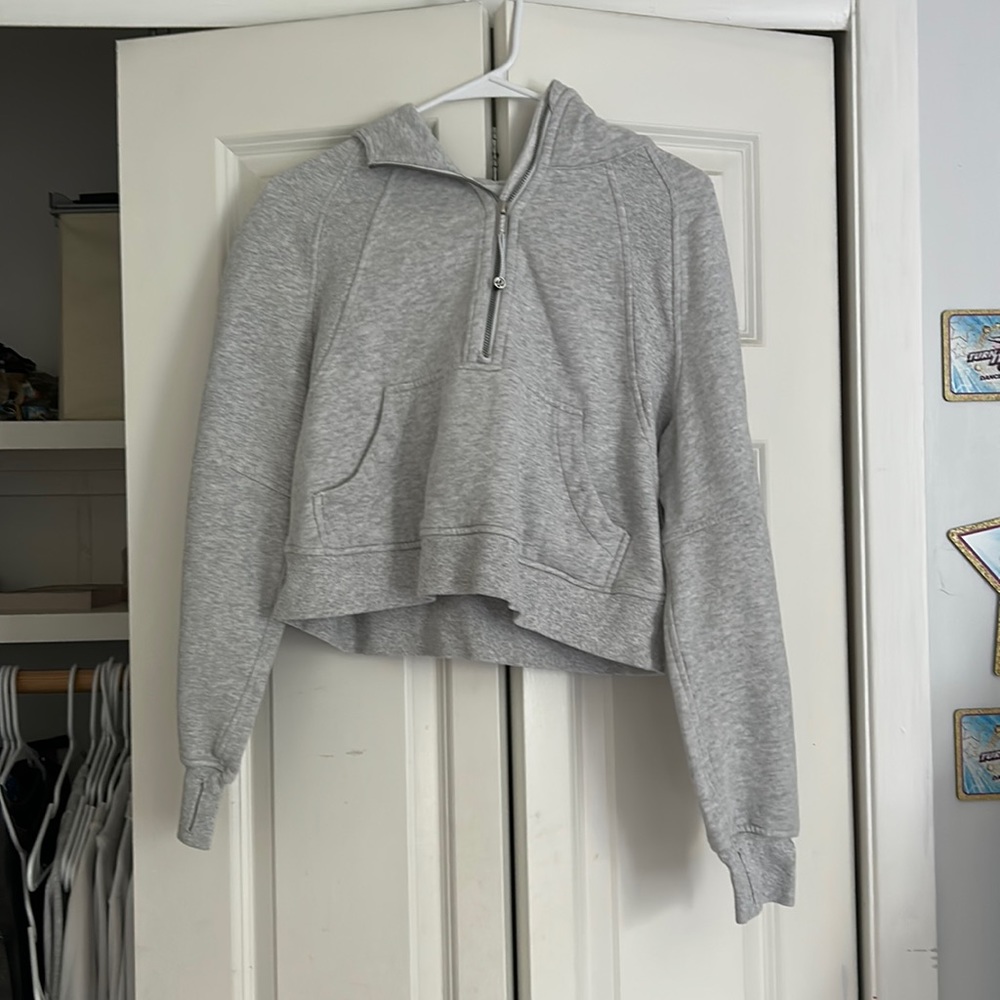 COPY - COPY - lululemon scuba half zip